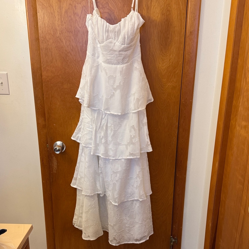 Hello Molly White Flowered Layered Dress